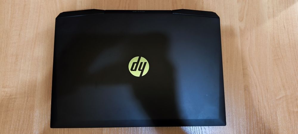 Laptop HP Pavilion Gaming 15 i5-10300/16GB/512gb/Win11 GTX1650Ti 4 gb