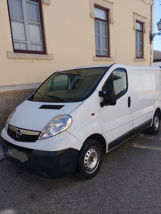 Opel Vivaro 2010 impecável