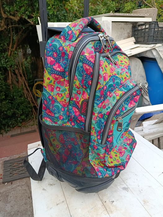 Mochila trolley com rodas