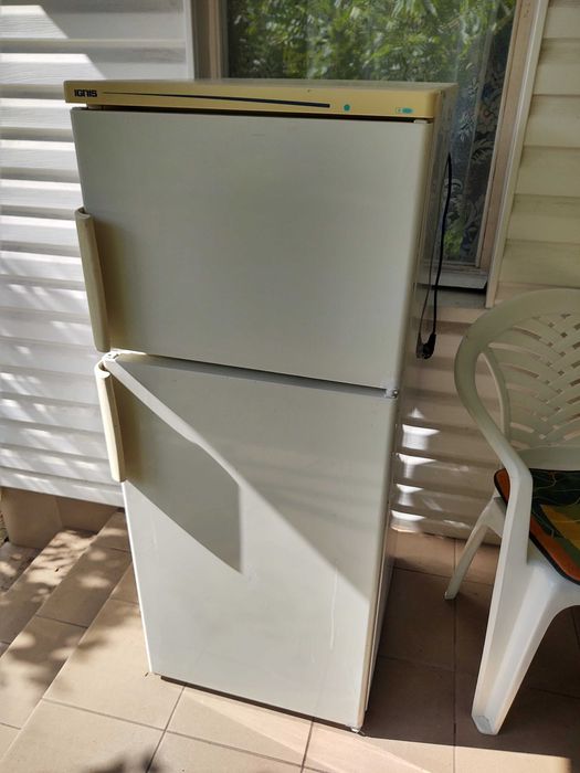 Lodówka ignis średnia