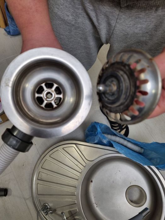 Кухонна мийка Тека DR 77 1B 1D з крилом 7750 матова змішувач  Італія