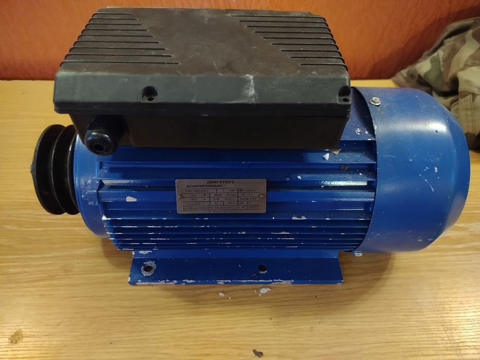 ЕлектроДвигун Асинхронний
