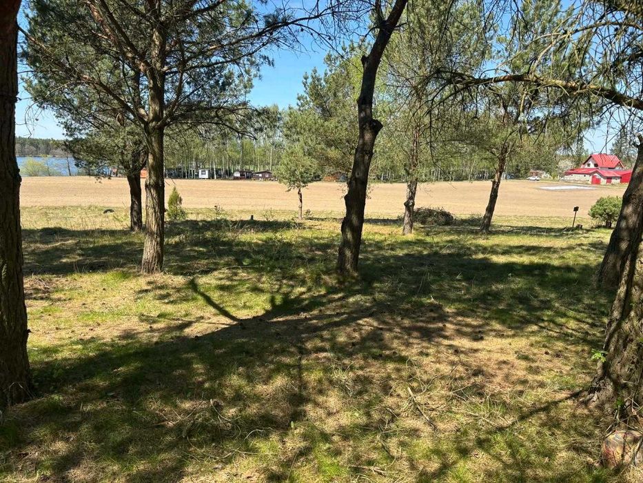 Działka budowlana z widokiem na jezioro  - Strzepcz 1001 m2