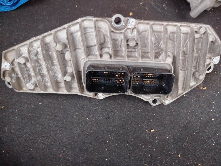 Продам Tcm ford focus 3 б/у. 2 шт у наявності