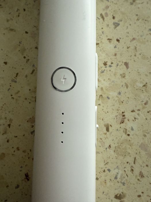 Elektryczna packa lapka na muchy