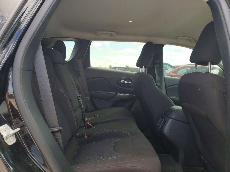 Jeep Cherokee Latitude 2021