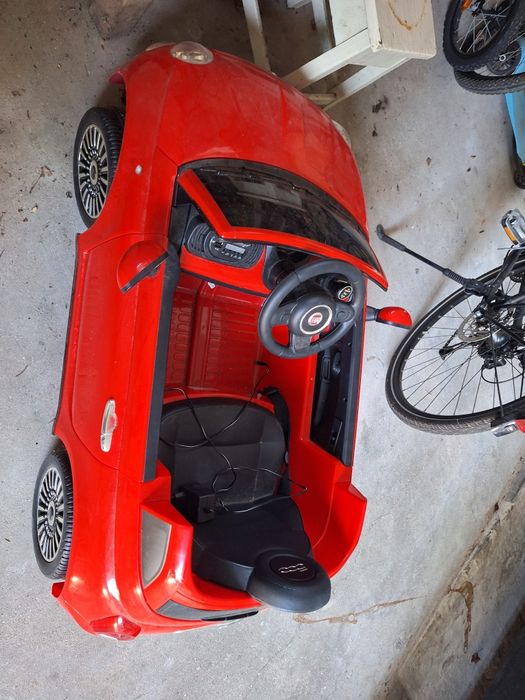Carro elétrico para crianças Fiat 500 Vermelho