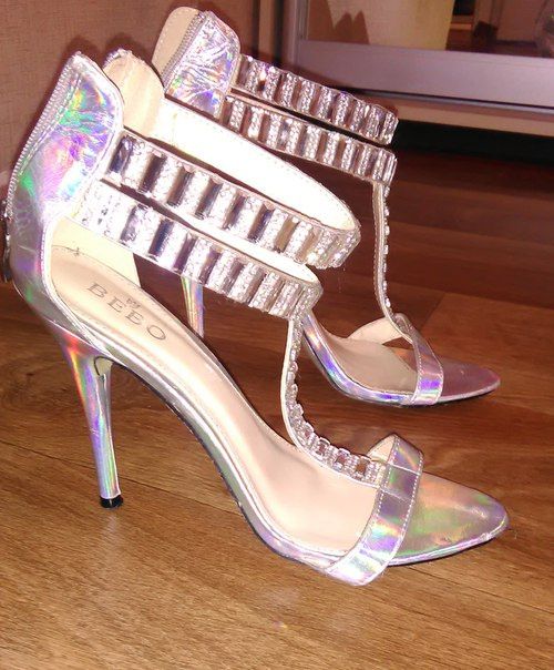 Босоножки хамелеон с камнями!Размер 37-37.5