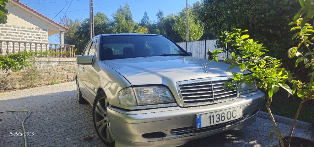 Mercedez-Benz C200 CDI