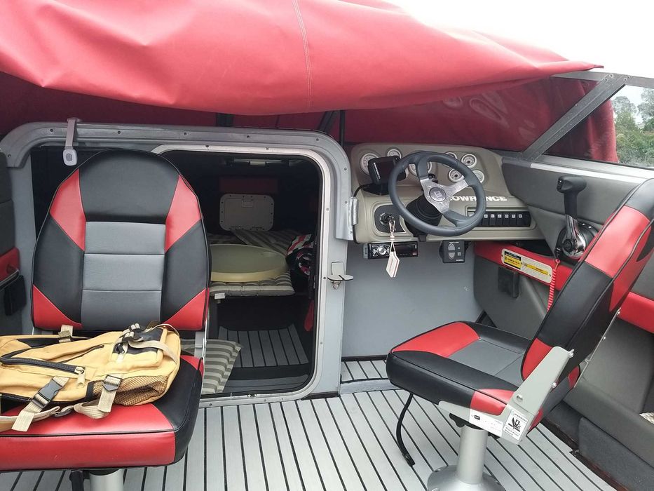 Vendo Maxum 200SC ano 2000 motor mercruiser 4.3 mpi com atrelado