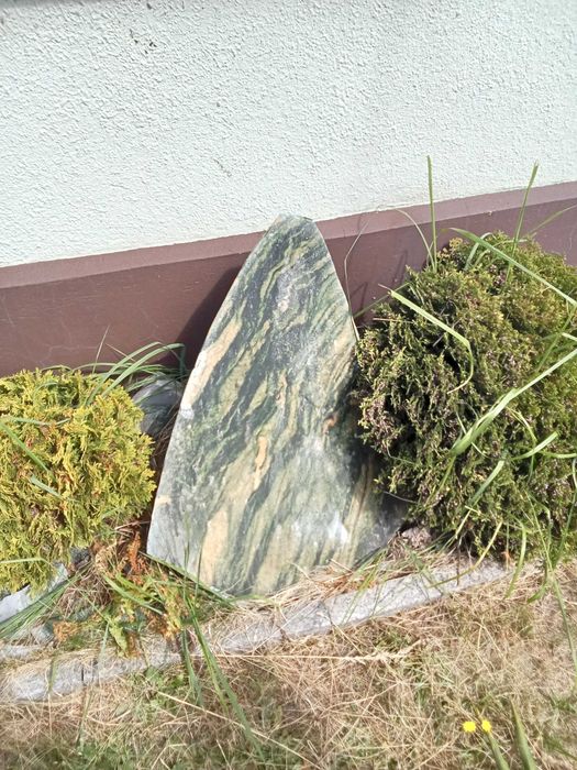 Monolit Arctic Green kamień ozdobny głaz