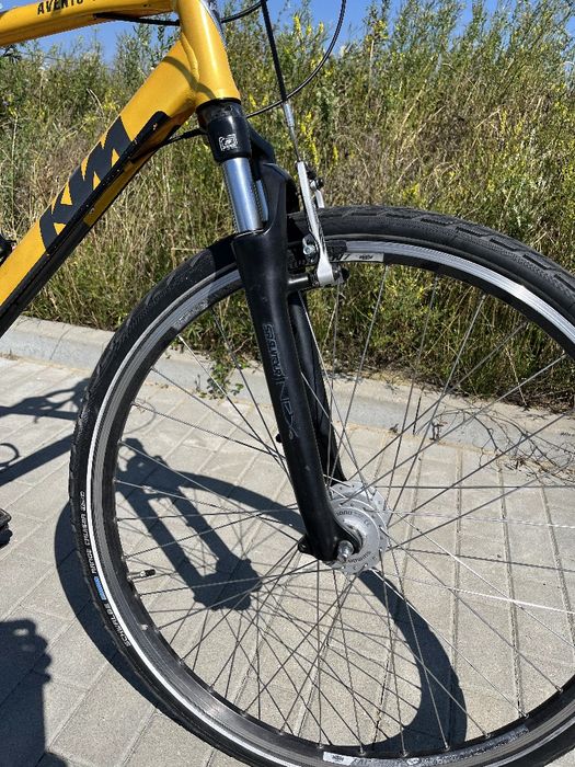 Rower KTM AVENTO 8 rama 56 koła 28"