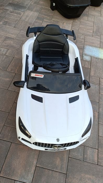 Autko elektryczne Mercedes