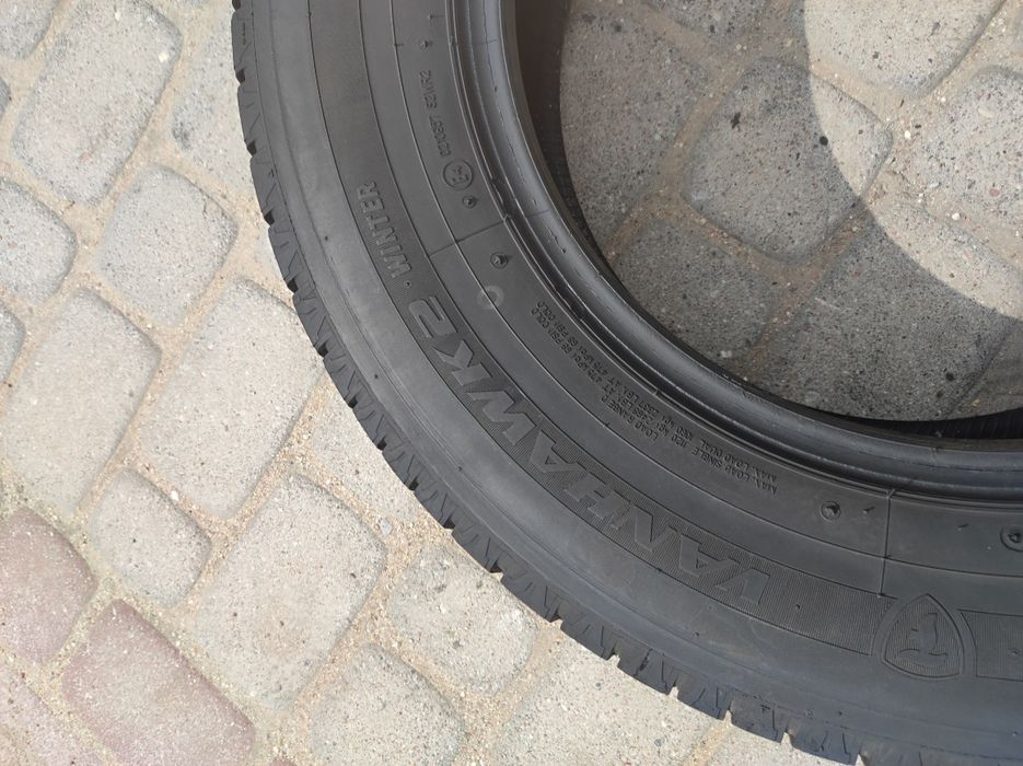 225.65.16c jedna opona Firestone Vanhawk  2 Winter