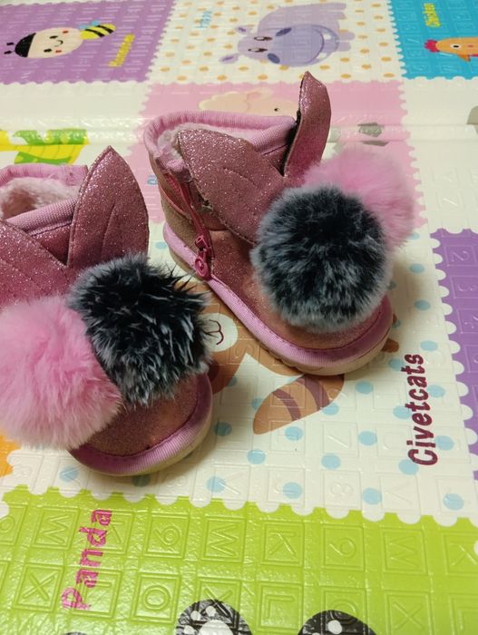 Продам комбінезон  на пуху для дівчинки