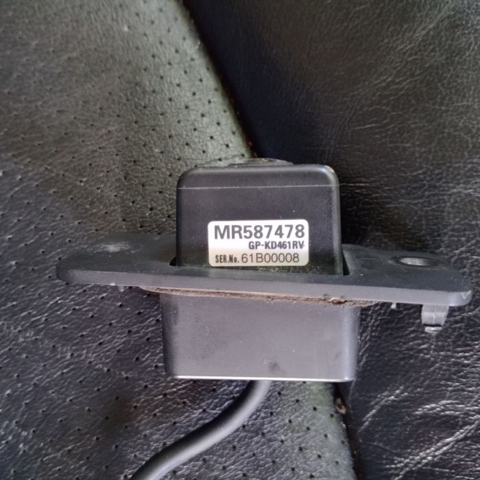 Камера заднього виду Mitsubishi Grandis