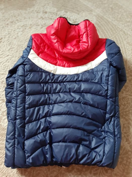 Зимова спортивна куртка