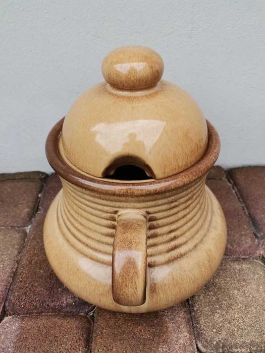 Piękny ceramiczny garnek z pokrywą, do ogrodu, wys. 30 cm