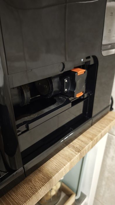 Automatic Coffee Machine with Built-in Grinder446556159052369922