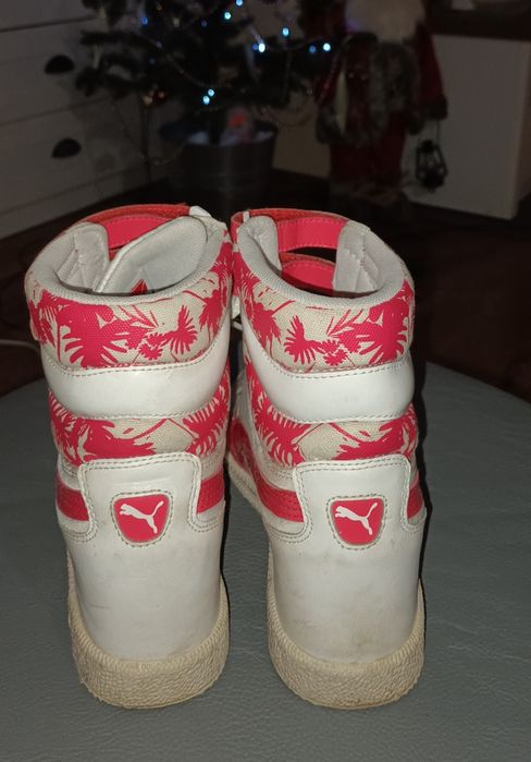 Sneakers Puma 38,5 wbudowany koturn