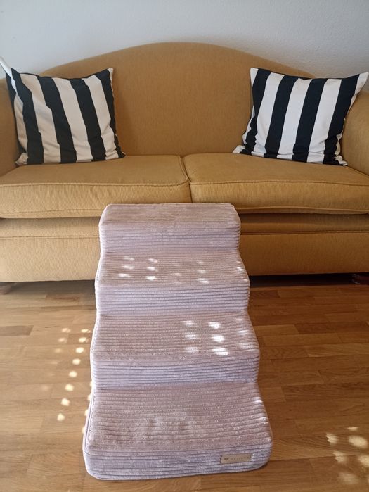 Escada animais idosos ou com mobilidade reduzida