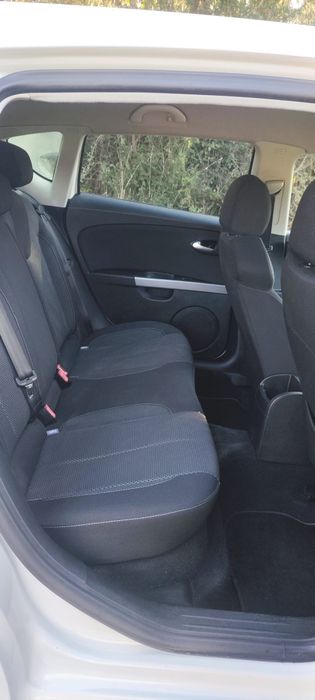 SEAT Leon — fotografia 8