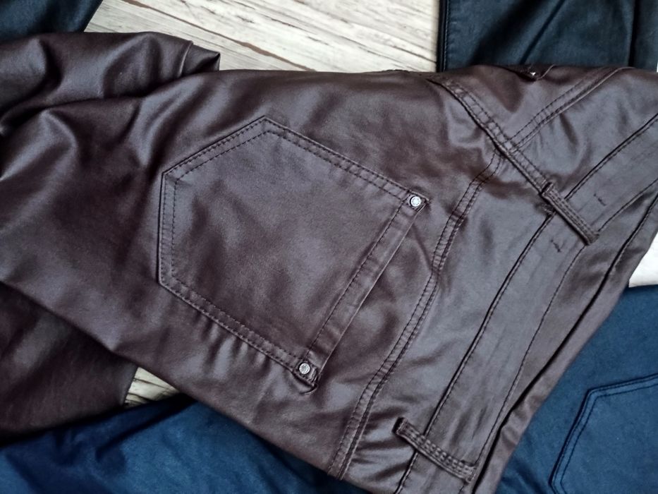Spodnie damskie woskowane 48