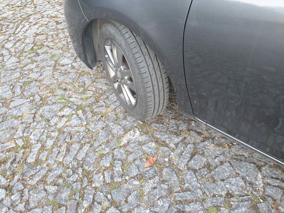 Toyota yaris vvti