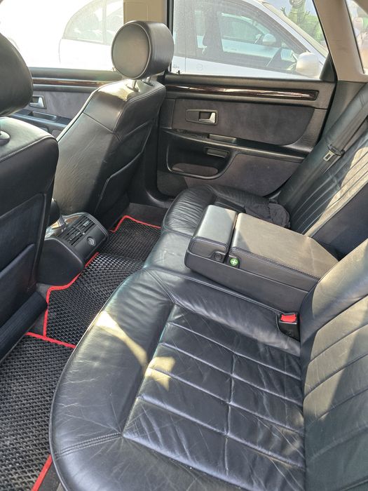 AUDI A8 D2 4.2 V8