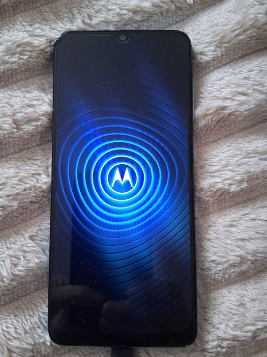 Telefon Moto e22 Dual Sim