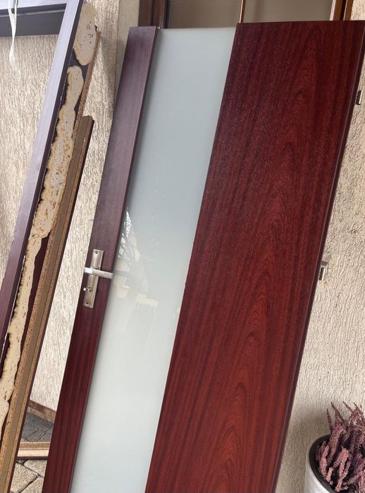 Oddam drzwi łazienkowe używane