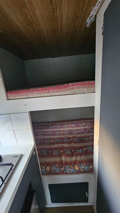 Autocaravana VW LT28 clássica