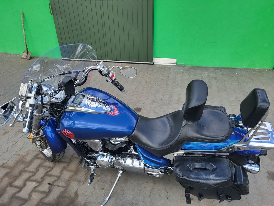 Honda VTX 1800 Yamaha Dragstar 1900