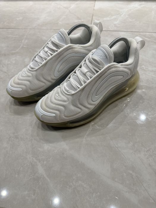Кросівки Nike Air Max 720 (EUR 38.5)