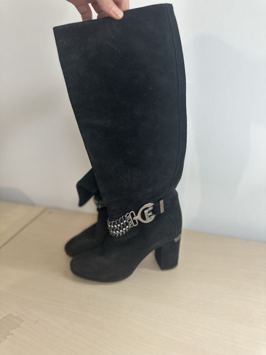 Жіночі чоботи 37 розмір