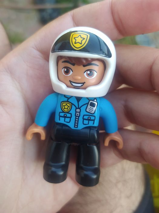 Figura Lego duplo polícia - oferta dos portes de envio