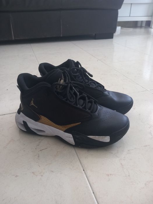 Vendo Jordan Max Aura 4 Preto