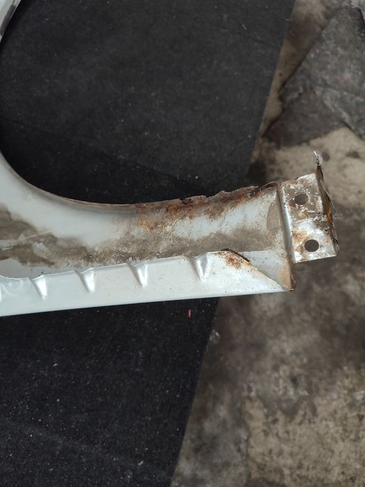 Крило переднє ліве Фольксваген Пассат Б6 крило VW Passat B6 LA7W