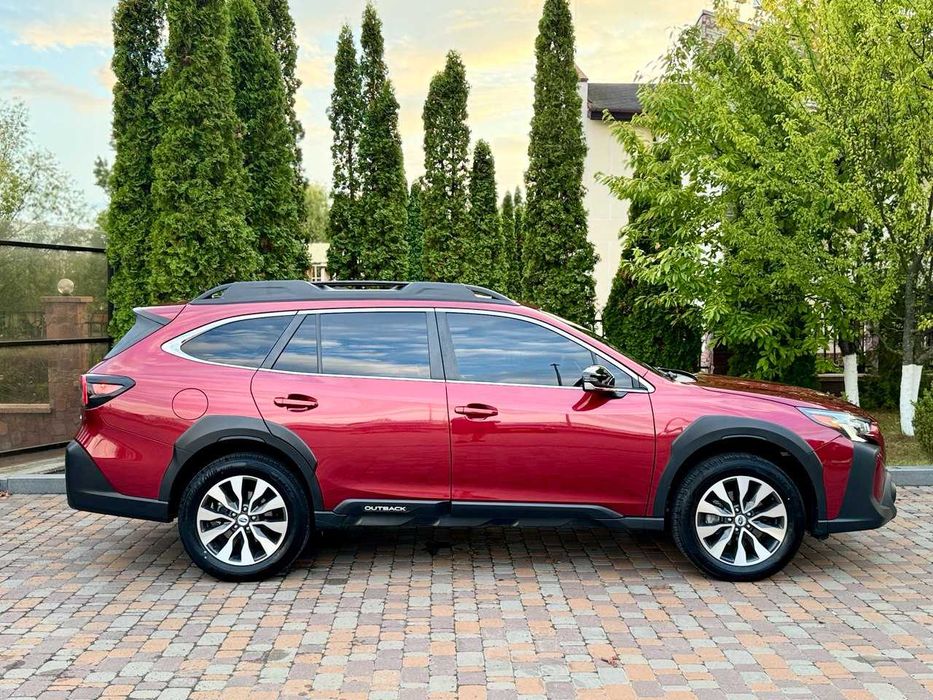 Продам Subaru Outback 2022