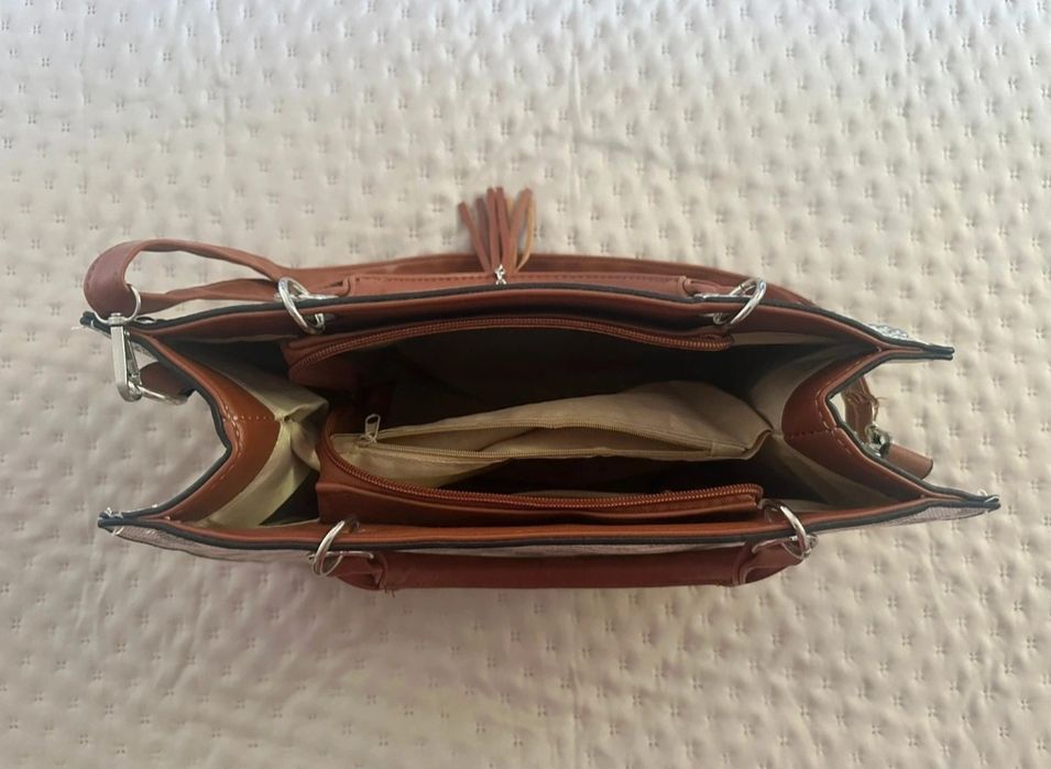Mala de mão/tote branca e castanha com alça tiracolo