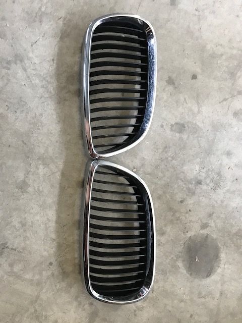 Grelhas frontais BMW 320 D E92 Grelhas bmw 320 d e92