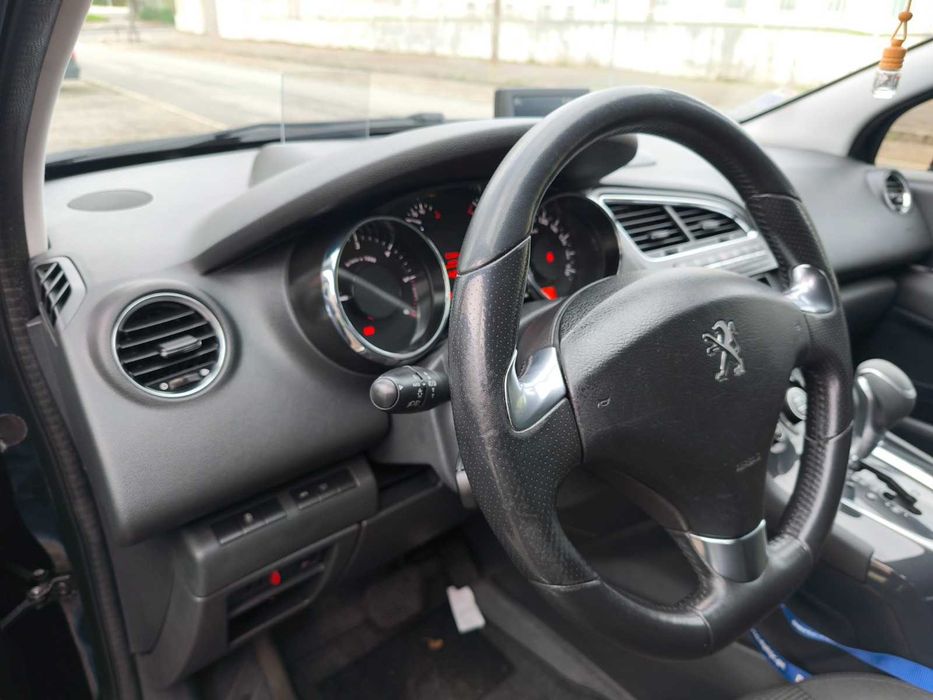 Peugeot 5008 1.6 Blue Hdi allure