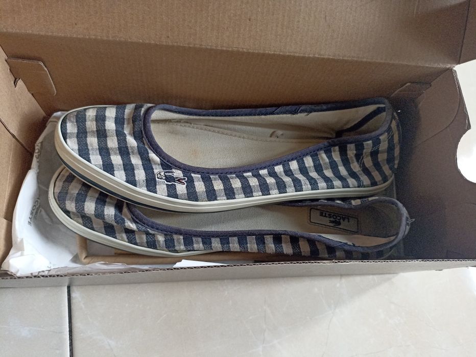 Buty balerinki Lacoste