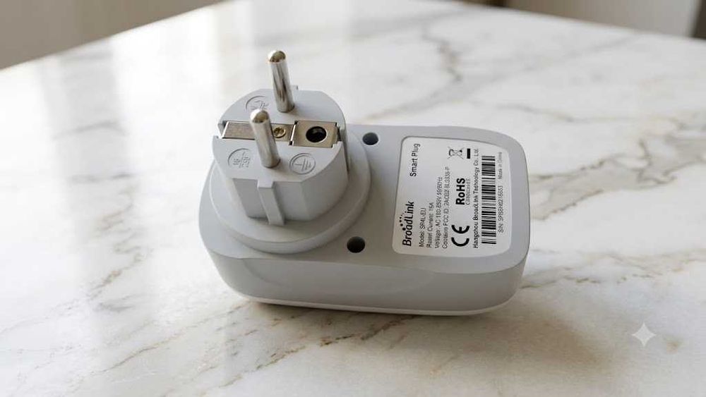 BroadLink Smart Plug Wi-Fi Outlet | App Control, Timer & Schedule Function
