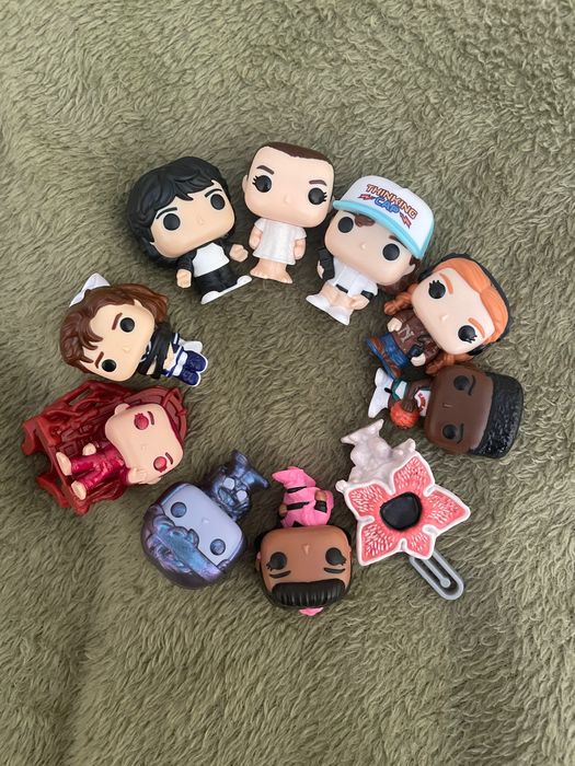 Колекційні фігурки кіндер джой дивні дива/stranger things