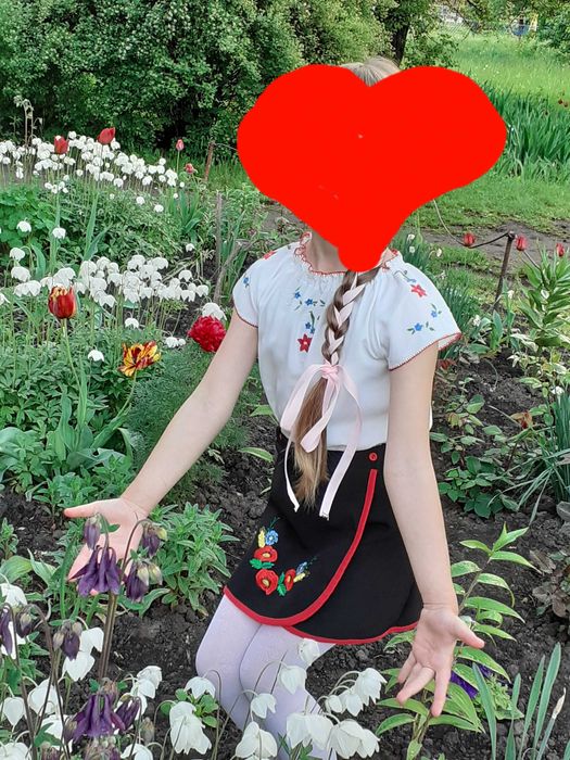 Вишиванка 80г,  та плахта 200г( спідничка з вишивкою)