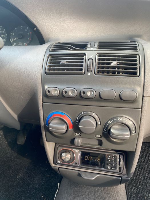 Fiat Punto 1.1 (55 cv) Star | 1997 | 146.000 km | Económico e fiável