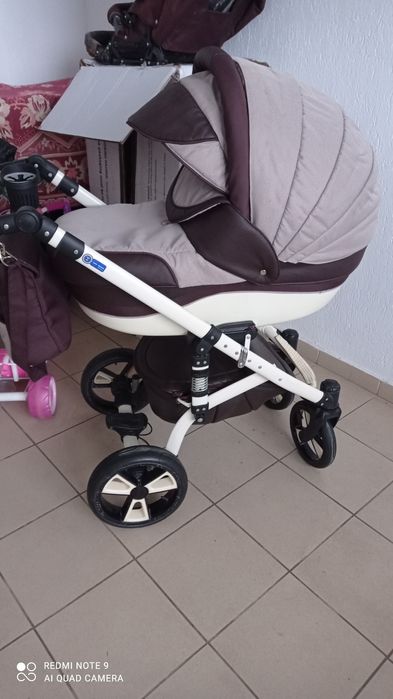 Продам коляску адамекс