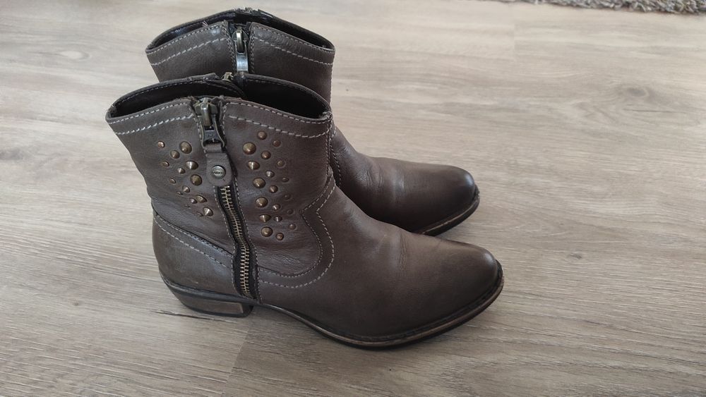 Buty - botki r. 36