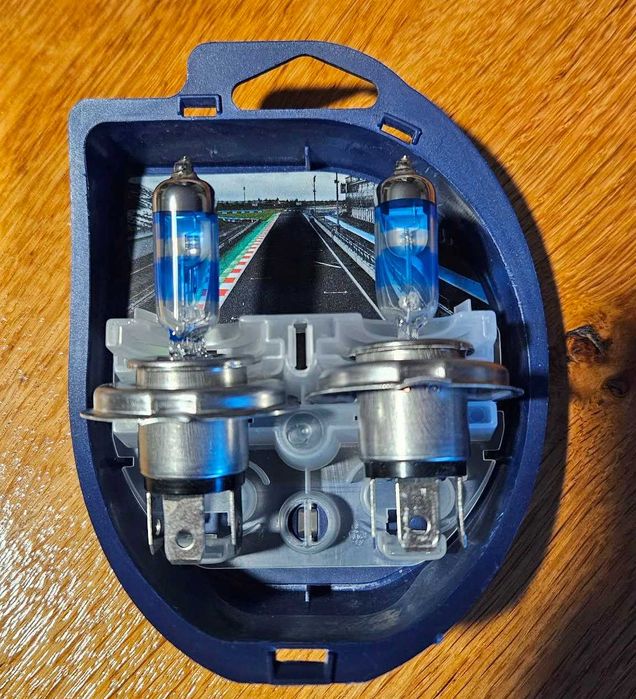 Żarówki H4 Philips Racing Vision GT200 halogenowe